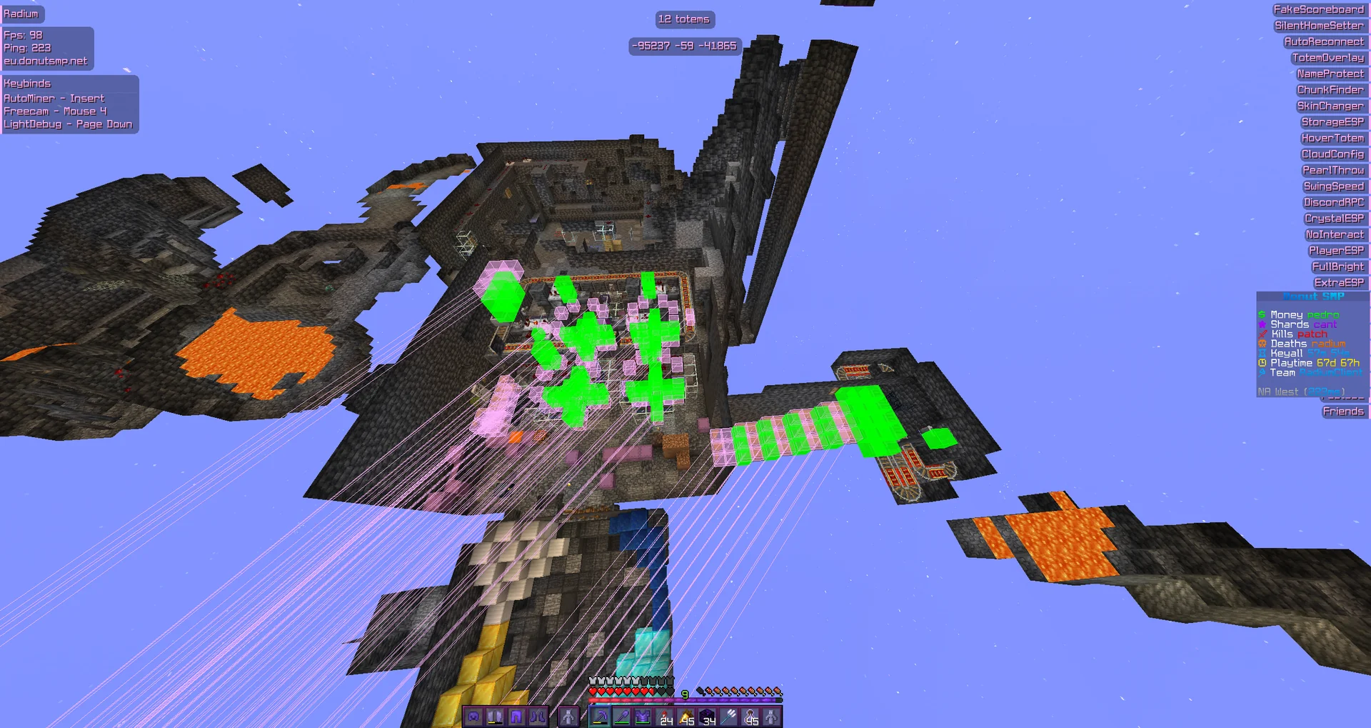 Player base located using Aura Client RTPBaseFinder feature in Minecraft